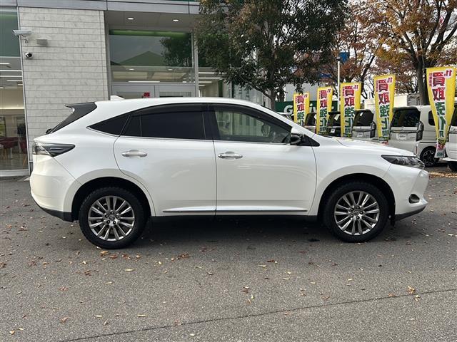 ハリアー プレミアム　ＨＤＤ社外ナビ（ＣＮ－５１０Ｄ）フルセグテレビＡＭ／ＦＭ、ＣＤ／ＤＶＤＢｌｕｅｔｏｏｔｈ盗難防止システムＡＢＳバックカメラアイドリングストップクルーズコントロールドアバイザープッシ（35枚目）