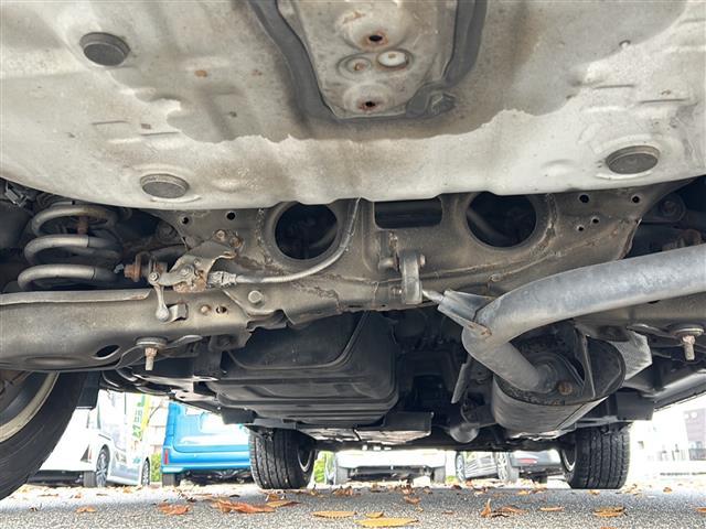 ハリアー プレミアム　ＨＤＤ社外ナビ（ＣＮ－５１０Ｄ）フルセグテレビＡＭ／ＦＭ、ＣＤ／ＤＶＤＢｌｕｅｔｏｏｔｈ盗難防止システムＡＢＳバックカメラアイドリングストップクルーズコントロールドアバイザープッシ（41枚目）