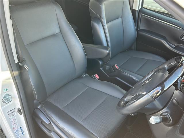 エスクァイア ハイブリッドＧｉ　ワンオーナー純正ＳＤナビ（ＮＳＺＴ－Ｙ６６Ｔ）フルセグＴＶＡＭ／ＦＭ、ＣＤ／ＤＶＤＢｌｕｅｔｏｏｔｈＥＴＣドライブレコーダーＬＥＤヘッドランプ（ハイ・ロービーム、オートレベリング機能付）（19枚目）