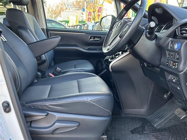 エスクァイア ハイブリッドＧｉ　ワンオーナー純正ＳＤナビ（ＮＳＺＴ－Ｙ６６Ｔ）フルセグＴＶＡＭ／ＦＭ、ＣＤ／ＤＶＤＢｌｕｅｔｏｏｔｈＥＴＣドライブレコーダーＬＥＤヘッドランプ（ハイ・ロービーム、オートレベリング機能付）（20枚目）