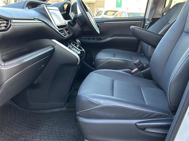 エスクァイア ハイブリッドＧｉ　ワンオーナー純正ＳＤナビ（ＮＳＺＴ－Ｙ６６Ｔ）フルセグＴＶＡＭ／ＦＭ、ＣＤ／ＤＶＤＢｌｕｅｔｏｏｔｈＥＴＣドライブレコーダーＬＥＤヘッドランプ（ハイ・ロービーム、オートレベリング機能付）（23枚目）