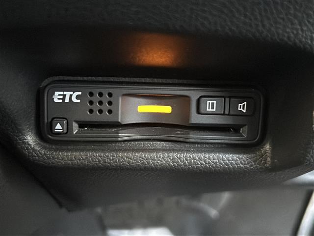 フィットハイブリッド Lパッケージ HDDナビAM/FMCD/DVDバックカメラドアバイザープッシュスタートETCドライブレコーダー(前後)(17枚目)