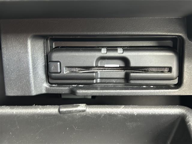 セレナ e-パワー ハイウェイスターV プロパイロット 純正9型ナビ フルセグ CD DVD Bluray 全方位モニター 両側電動スライドドア オプションフロントエアロ ドラレコ BSM 車高調 寒冷地 禁煙車(7枚目)