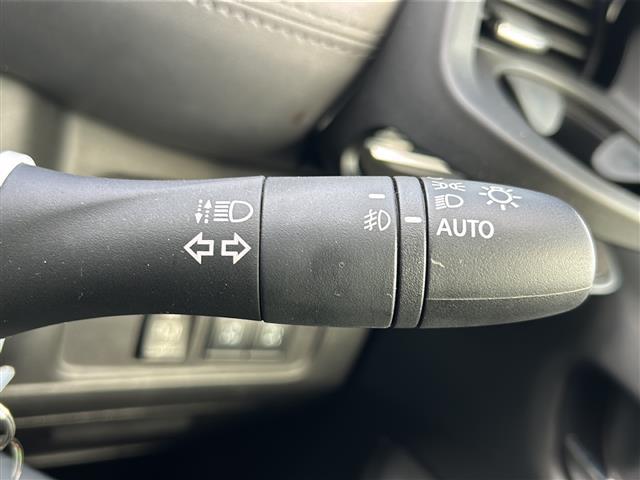 セレナ e-パワー ハイウェイスターV プロパイロット 純正9型ナビ フルセグ CD DVD Bluray 全方位モニター 両側電動スライドドア オプションフロントエアロ ドラレコ BSM 車高調 寒冷地 禁煙車(13枚目)