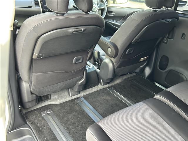 セレナ e-パワー ハイウェイスターV プロパイロット 純正9型ナビ フルセグ CD DVD Bluray 全方位モニター 両側電動スライドドア オプションフロントエアロ ドラレコ BSM 車高調 寒冷地 禁煙車(25枚目)