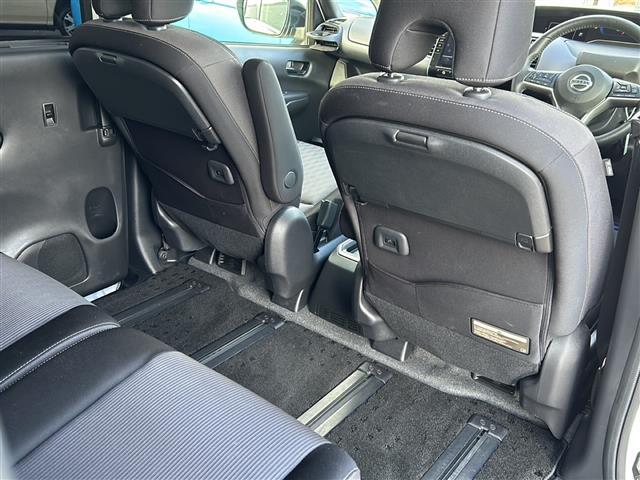 セレナ e-パワー ハイウェイスターV プロパイロット 純正9型ナビ フルセグ CD DVD Bluray 全方位モニター 両側電動スライドドア オプションフロントエアロ ドラレコ BSM 車高調 寒冷地 禁煙車(32枚目)