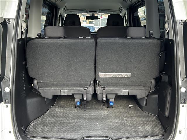 セレナ e-パワー ハイウェイスターV プロパイロット 純正9型ナビ フルセグ CD DVD Bluray 全方位モニター 両側電動スライドドア オプションフロントエアロ ドラレコ BSM 車高調 寒冷地 禁煙車(33枚目)