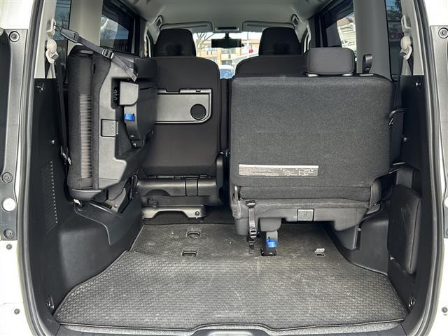 セレナ e-パワー ハイウェイスターV プロパイロット 純正9型ナビ フルセグ CD DVD Bluray 全方位モニター 両側電動スライドドア オプションフロントエアロ ドラレコ BSM 車高調 寒冷地 禁煙車(34枚目)