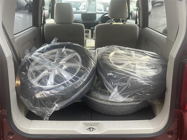 ムーヴ Xターボ SAIII ワンオーナー社外14インチアルミスタッドレス 純正アルミノーマルタイヤ付き4本有 社外オーディオ ドライブレコーダー ETC スマートキー スペアキー シートヒーター オートミラー ライトレベライザー(22枚目)