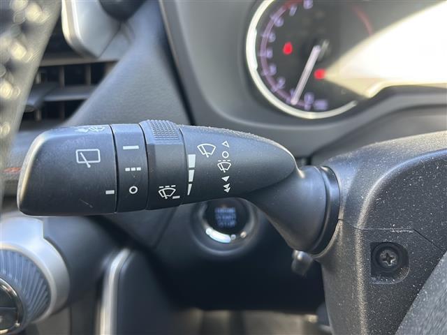 RAV4 アドベンチャー 純正SDナビドライブレコーダーETC2.0AM/FM、CD/DVDBluetooth、USBデジタルインナーミラーハンドルヒーターダイナミックトルクベクタリングAWDシステム19インチ専用アルミ(9枚目)