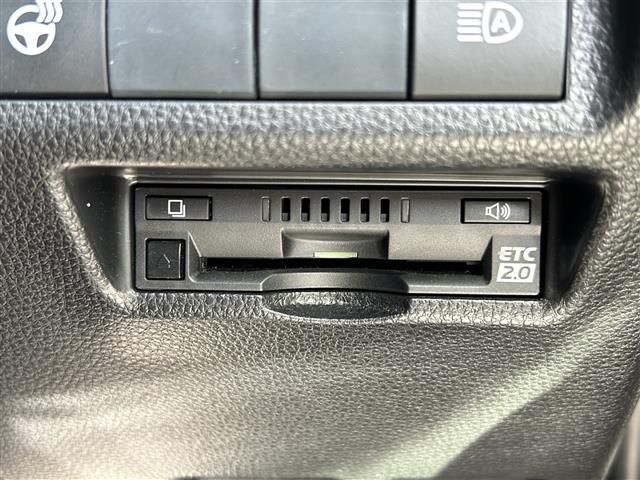 RAV4 アドベンチャー 純正SDナビドライブレコーダーETC2.0AM/FM、CD/DVDBluetooth、USBデジタルインナーミラーハンドルヒーターダイナミックトルクベクタリングAWDシステム19インチ専用アルミ(17枚目)