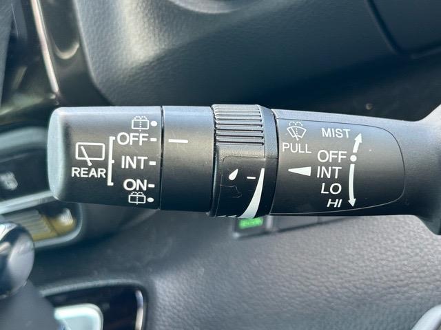 Ｎ－ＢＯＸカスタム Ｇ・ＥＸターボホンダセンシング　純正ナビ　Ｂｌｕｅｔｏｏｔｈ　フルセグＴＶ　ＣＤ／ＤＶＤ　ＥＴＣ　前後ドライブレコーダー　前後コーナーセンサー　助手席スーパースライドシート　両側パワースライドドア　アダクティブクルーズコントロール（7枚目）