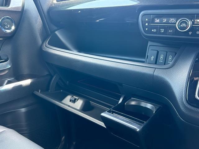 Ｎ－ＢＯＸカスタム Ｇ・ＥＸターボホンダセンシング　純正ナビ　Ｂｌｕｅｔｏｏｔｈ　フルセグＴＶ　ＣＤ／ＤＶＤ　ＥＴＣ　前後ドライブレコーダー　前後コーナーセンサー　助手席スーパースライドシート　両側パワースライドドア　アダクティブクルーズコントロール（21枚目）