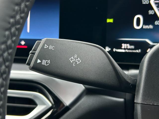 ３シリーズ ３２０ｄ　ｘＤｒｉｖｅツーリング　Ｍスポーツ　ハンズ・オフ・アシスト　黒革　ＨＵＤ　ＡＣＣ　ＬＫＡ　　ワイヤレス・チャージング　パワーシート　シートヒーター　パワーリアゲート／フットオープナー　純ナビ　３６０°カメラ　純１９ＡＷ　ドラレコ　ＥＴＣ（7枚目）