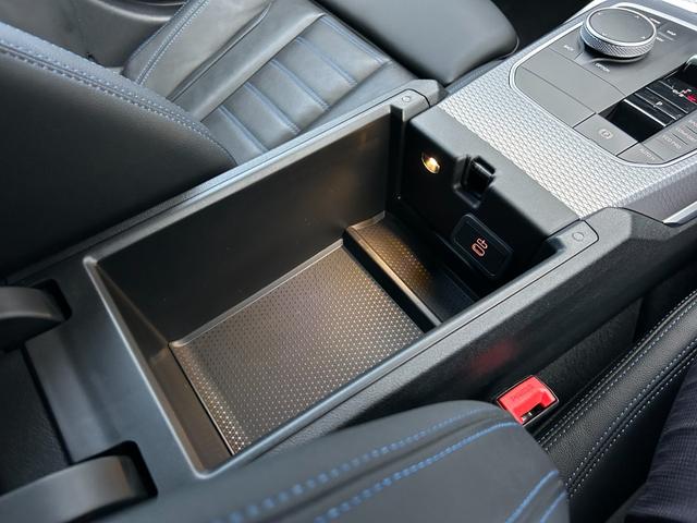 ３シリーズ ３２０ｄ　ｘＤｒｉｖｅツーリング　Ｍスポーツ　ハンズ・オフ・アシスト　黒革　ＨＵＤ　ＡＣＣ　ＬＫＡ　　ワイヤレス・チャージング　パワーシート　シートヒーター　パワーリアゲート／フットオープナー　純ナビ　３６０°カメラ　純１９ＡＷ　ドラレコ　ＥＴＣ（24枚目）