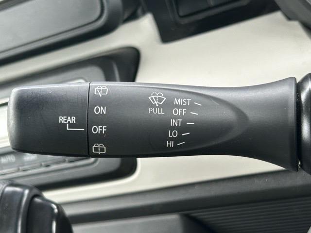 スペーシア ハイブリッドG KENWOODナビ フルセグTV CDDVD再生 Bluetooth オーディオ バックカメラ 前方ドライブレコーダー 運転席シートヒーター レーンキープアシスト 衝突軽減ブレーキ(6枚目)