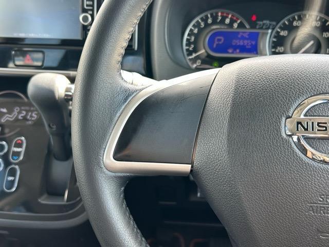 デイズルークス ハイウェイスター　Ｘ　純正ナビ　全方位カメラ　ＣＤ　ＤＶＤ　Ｂｌｕｅｔｏｏｔｈ　前後ドラレコ　衝突軽減防止システム　盗難防止機能　ベンチシート　純正フロアマット　スペアキー　片側パワースライド　純正１４インチＡＷ（10枚目）