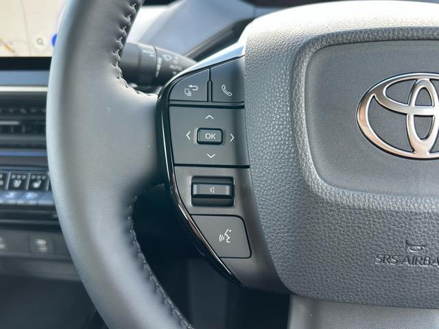 プリウス Ｚ　４ＷＤ　マルチメディアナビ　全方位カメラ　フルセグＴＶ　ＵＳＢ　ＥＴＣ２．０　前方ドラレコ　パノラミックビューモニター　ステアリングヒーター　前後コーナーセンサー　パワーバックドア　純正１９インチＡＷ（7枚目）