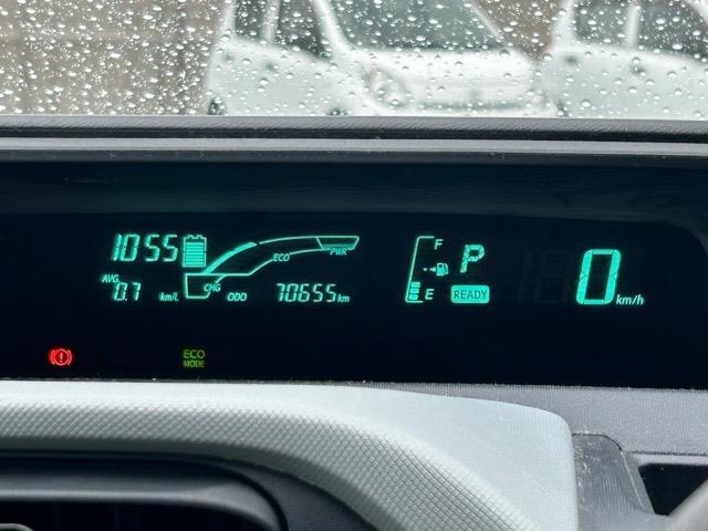 アクア S 社外ディスプレイオーディオ Bluetooth Apple Carplay ETC バックカメラ 1列目シートヒーター 横滑り防止装置 盗難防止装置 Wエアバック オートライト ウィンカーミラー(10枚目)