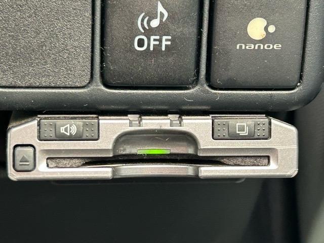 アクア S 社外ディスプレイオーディオ Bluetooth Apple Carplay ETC バックカメラ 1列目シートヒーター 横滑り防止装置 盗難防止装置 Wエアバック オートライト ウィンカーミラー(11枚目)