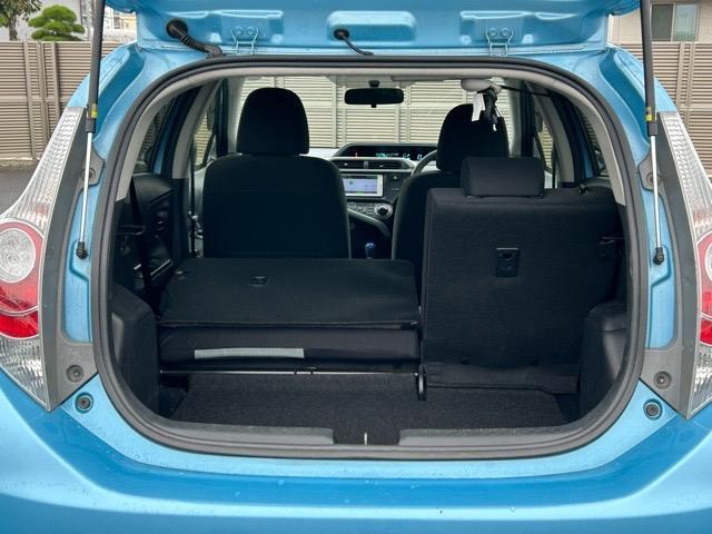 アクア S 純正ナビ ワンセグTV Bluetooth CD バックカメラ スタッドレスタイヤ 盗難防止装置 オートライト ヘッドライトウォッシャー ステアリングスイッチ ウィンカーミラー(30枚目)