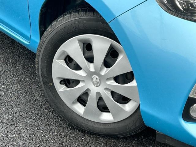 アクア S 純正ナビ ワンセグTV Bluetooth CD バックカメラ スタッドレスタイヤ 盗難防止装置 オートライト ヘッドライトウォッシャー ステアリングスイッチ ウィンカーミラー(41枚目)