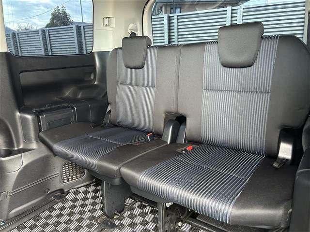 ヴォクシー ZS 純正ナビ(AM/FM/BT/CD) フルセグTV バックカメラ 両側パワースライド 横滑り防止装置 ビルトインETC プッシュスタート スペアキー×1 LEDオートライト 純正16インチアルミホイール(26枚目)