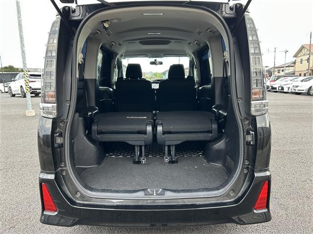 ヴォクシー ZS 純正ナビ(AM/FM/BT/CD) フルセグTV バックカメラ 両側パワースライド 横滑り防止装置 ビルトインETC プッシュスタート スペアキー×1 LEDオートライト 純正16インチアルミホイール(28枚目)