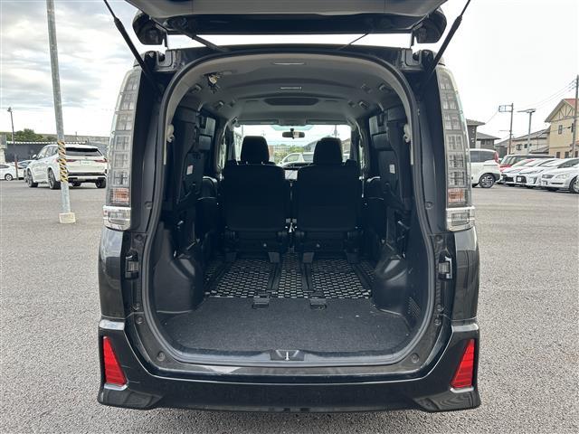 ヴォクシー ZS 純正ナビ(AM/FM/BT/CD) フルセグTV バックカメラ 両側パワースライド 横滑り防止装置 ビルトインETC プッシュスタート スペアキー×1 LEDオートライト 純正16インチアルミホイール(29枚目)