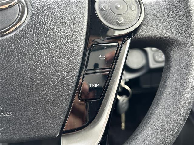 アクア Ｓ　純正ＳＤナビ　ＡＭ　ＦＭ　ＢＴ　ＣＤ　ＡＵＸ　バックカメラ　横滑り防止装置　ドライブレコーダー　リモコンキー　スペアキー×１　純正フロアマット（6枚目）