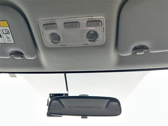 アクア Ｓ　純正ＳＤナビ　ＡＭ　ＦＭ　ＢＴ　ＣＤ　ＡＵＸ　バックカメラ　横滑り防止装置　ドライブレコーダー　リモコンキー　スペアキー×１　純正フロアマット（12枚目）