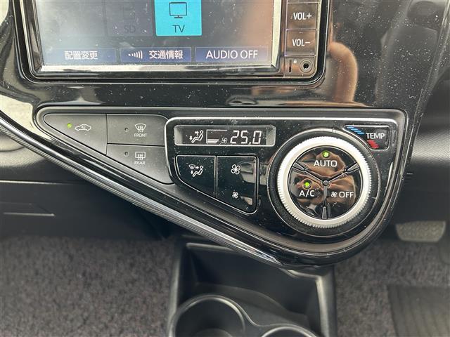 アクア Ｓ　純正ＳＤナビ　ＡＭ　ＦＭ　ＢＴ　ＣＤ　ＡＵＸ　バックカメラ　横滑り防止装置　ドライブレコーダー　リモコンキー　スペアキー×１　純正フロアマット（16枚目）