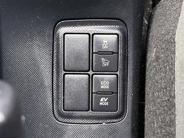 アクア Ｓ　純正ＳＤナビ　ＡＭ　ＦＭ　ＢＴ　ＣＤ　ＡＵＸ　バックカメラ　横滑り防止装置　ドライブレコーダー　リモコンキー　スペアキー×１　純正フロアマット（19枚目）