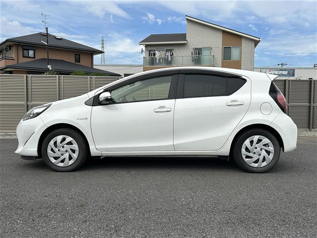 アクア Ｓ　純正ＳＤナビ　ＡＭ　ＦＭ　ＢＴ　ＣＤ　ＡＵＸ　バックカメラ　横滑り防止装置　ドライブレコーダー　リモコンキー　スペアキー×１　純正フロアマット（36枚目）