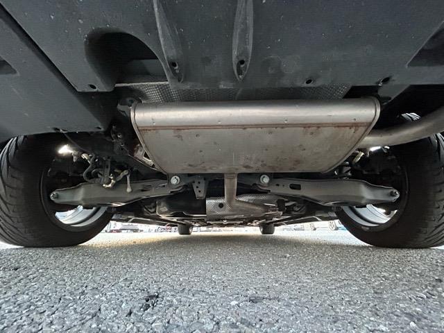 プリウス Ｅ　純正ナビ　Ｂｌｕｅｔｏｏｔｈ　ワンセグＴＶ　バックカメラ　ＥＴＣ　ドライブレコーダー　社外エアロ　プリクラッシュセーフティ　レーンディパーチャアラート　オートハイビーム　クルーズコントロール（43枚目）