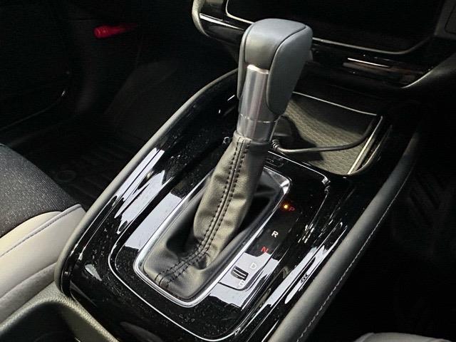 ヴェゼル ｅ：ＨＥＶ　Ｚ・ＰＬａＹパッケージ　ワンオーナー　純正ナビ　Ｂｌｕｅｔｏｏｔｈ　フルセグＴＶ　ＥＴＣ２．０　バックカメラ　前後コーナーセンサー　パワーバックドア　レダークルーズコントロール　１列目シートヒーター　ドライブモードスイッチ（15枚目）