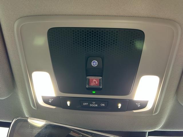 ヴェゼル ｅ：ＨＥＶ　Ｚ・ＰＬａＹパッケージ　ワンオーナー　純正ナビ　Ｂｌｕｅｔｏｏｔｈ　フルセグＴＶ　ＥＴＣ２．０　バックカメラ　前後コーナーセンサー　パワーバックドア　レダークルーズコントロール　１列目シートヒーター　ドライブモードスイッチ（20枚目）