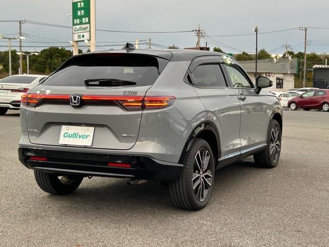 ヴェゼル ｅ：ＨＥＶ　Ｚ・ＰＬａＹパッケージ　ワンオーナー　純正ナビ　Ｂｌｕｅｔｏｏｔｈ　フルセグＴＶ　ＥＴＣ２．０　バックカメラ　前後コーナーセンサー　パワーバックドア　レダークルーズコントロール　１列目シートヒーター　ドライブモードスイッチ（37枚目）