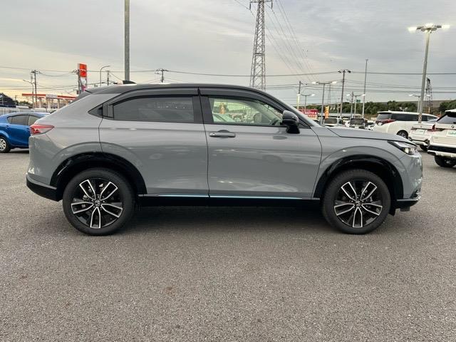 ヴェゼル ｅ：ＨＥＶ　Ｚ・ＰＬａＹパッケージ　ワンオーナー　純正ナビ　Ｂｌｕｅｔｏｏｔｈ　フルセグＴＶ　ＥＴＣ２．０　バックカメラ　前後コーナーセンサー　パワーバックドア　レダークルーズコントロール　１列目シートヒーター　ドライブモードスイッチ（38枚目）