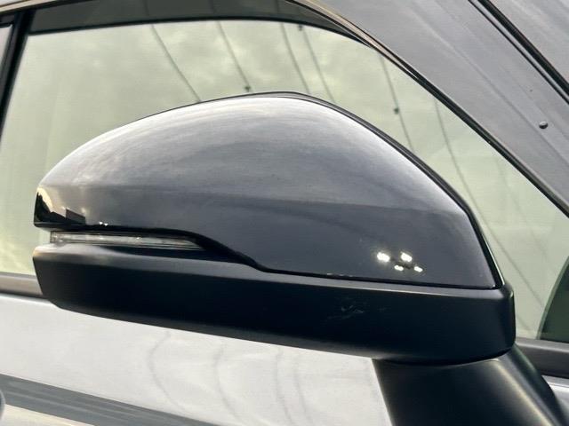 ヴェゼル ｅ：ＨＥＶ　Ｚ・ＰＬａＹパッケージ　ワンオーナー　純正ナビ　Ｂｌｕｅｔｏｏｔｈ　フルセグＴＶ　ＥＴＣ２．０　バックカメラ　前後コーナーセンサー　パワーバックドア　レダークルーズコントロール　１列目シートヒーター　ドライブモードスイッチ（40枚目）