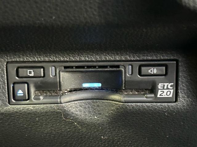 シエンタ Z 禁煙車 ワンオーナー 純正ナビ Bluetooth フルセグTV ETC2.0 全方位カメラ 両側パワースライドドア プリクラッシュセーフティ レーンディパーチャーアラート ブラインドスポットモニター(16枚目)