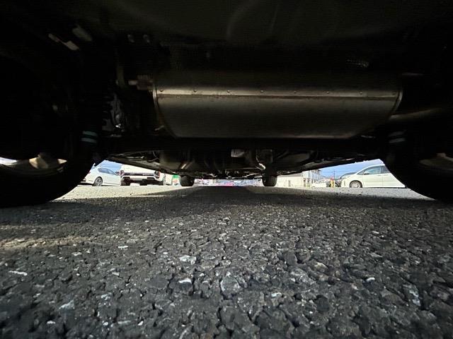 シエンタ Z 禁煙車 ワンオーナー 純正ナビ Bluetooth フルセグTV ETC2.0 全方位カメラ 両側パワースライドドア プリクラッシュセーフティ レーンディパーチャーアラート ブラインドスポットモニター(43枚目)