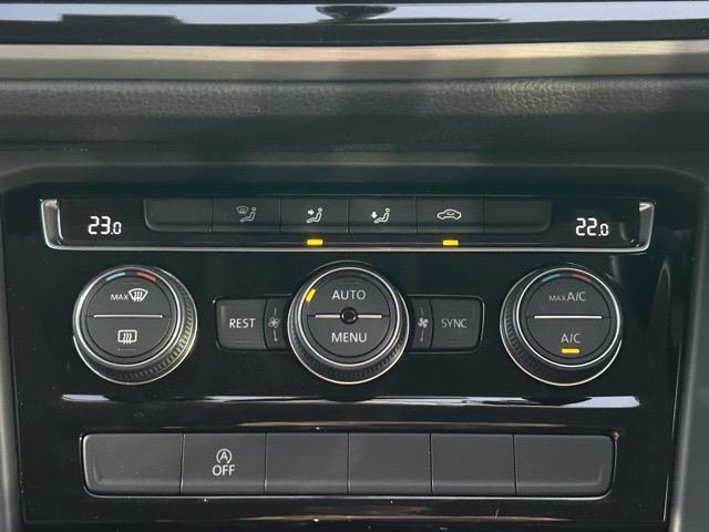 ゴルフトゥーラン TSI コンフォートライン 禁煙車 ワンオーナー 純正ナビ AndroidAuto AppleCarPlay フルセグTV CD DVD Bluetooth フルセグTV バックカメラ ETC2.0 ドライブレコーダー(11枚目)