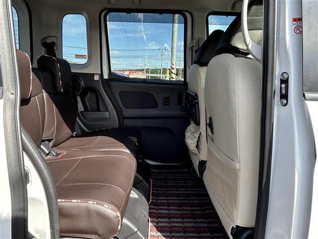 デイズルークス ハイウェイスター　Ｇターボ　＠エマージェンシーブレーキ＠府見間違い衝突防止アシスト＠バックカメラ＠ＬＥＤライト＠アラウンドビューモニター＠両側パワースライドドア＠ターボ車＠純正ドライブレコーダー（前方のみ）（19枚目）