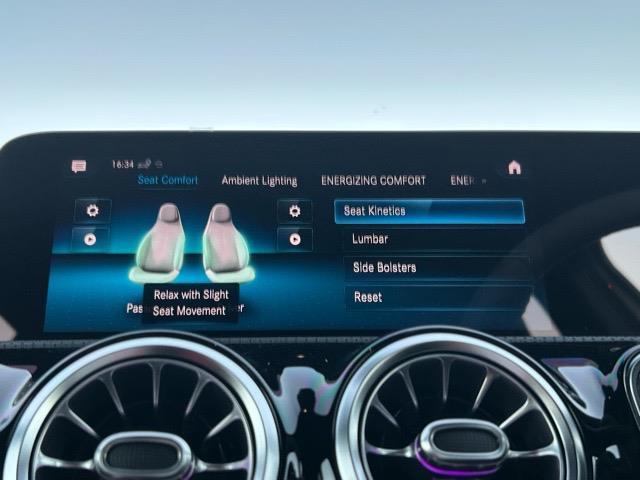 Aクラス A45 S 4マチック+ 純正ナビ Bluetooth フルセグTV ETC2.0 全方位カメラ 前後コーナーセンサー ヘッドアップディスプレイ サンルーフ レダークルーズコントロール 置くだけ充電 BSM(14枚目)