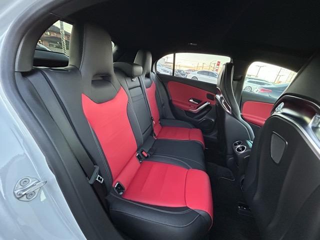 Aクラス A45 S 4マチック+ 純正ナビ Bluetooth フルセグTV ETC2.0 全方位カメラ 前後コーナーセンサー ヘッドアップディスプレイ サンルーフ レダークルーズコントロール 置くだけ充電 BSM(26枚目)