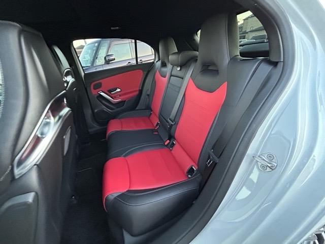 Aクラス A45 S 4マチック+ 純正ナビ Bluetooth フルセグTV ETC2.0 全方位カメラ 前後コーナーセンサー ヘッドアップディスプレイ サンルーフ レダークルーズコントロール 置くだけ充電 BSM(27枚目)