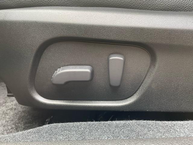 インプレッサスポーツ 1.6i-L ワンオーナー 純正ナビ(Panasonic,CN-LR7000)(CD,DVD,フルセグTV、SD)ビルトインETC ドライブレコーダー 運転席助手席シートヒーター 純正フロントエアロ スマートキー(25枚目)