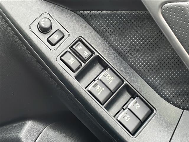 店舗にて現車の確認もいただけますので、お電話で在庫のご確認の上是非ご来店くださいませ！！！