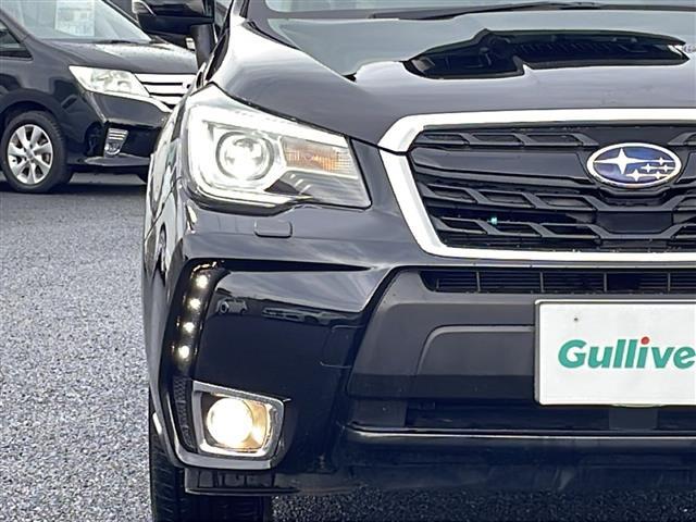 【　ヘッドライト　】悪天候や夜間の走行も視界良好で安心してお乗りいただけます。